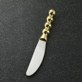 Gilded Beaded Spreader, 12