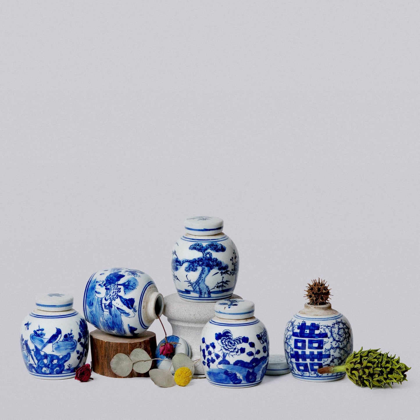 Blue and White Porcelain Mini Landscape Round Storage Jar