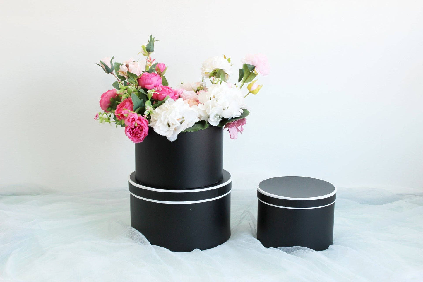 French Inspired Round Flower Box