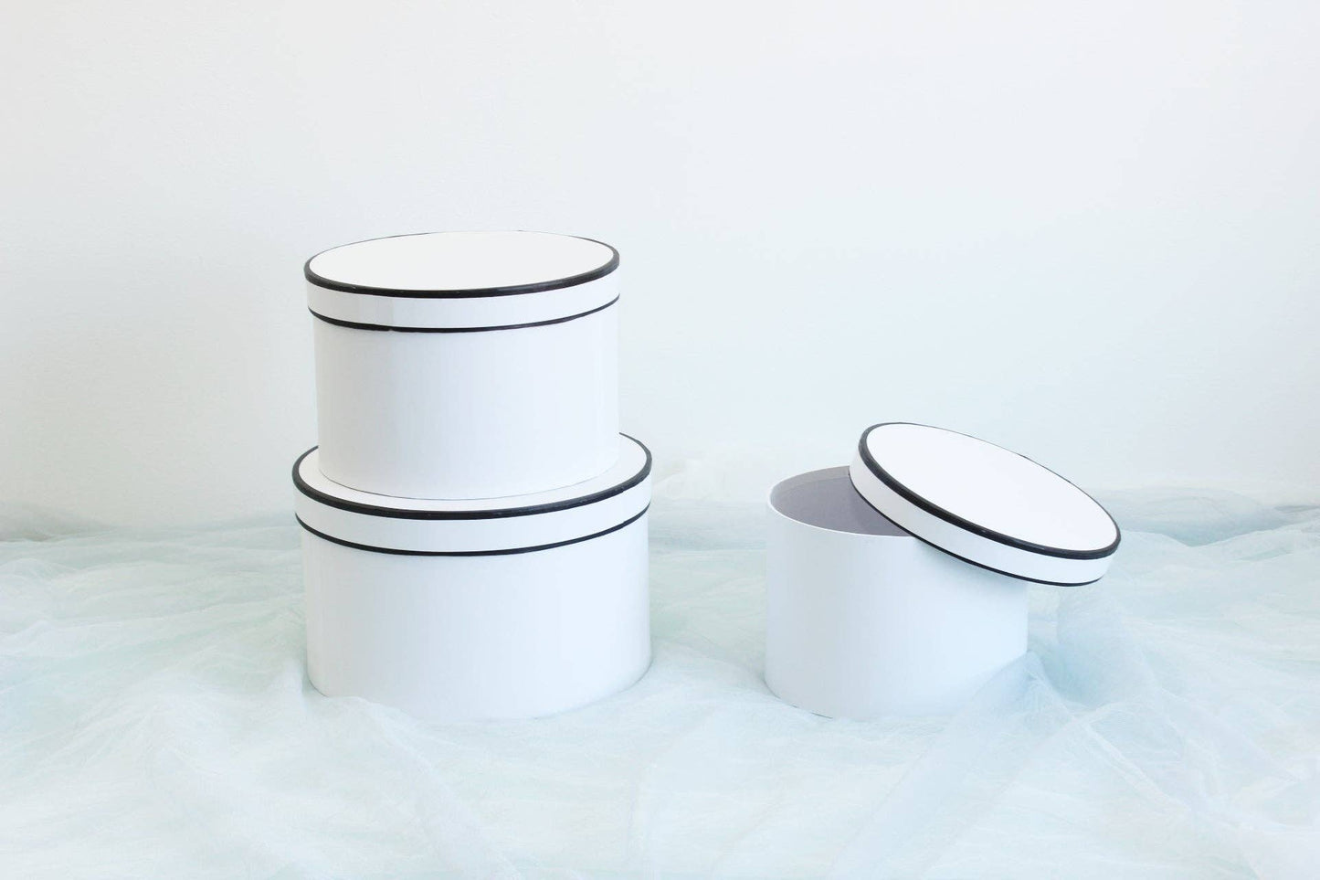 French Inspired Round Flower Box