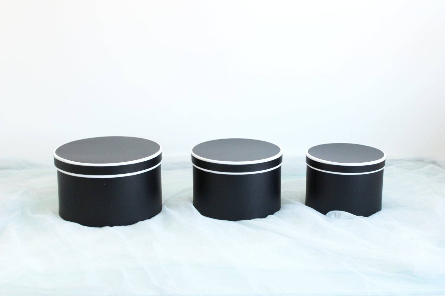 French Inspired Round Flower Box